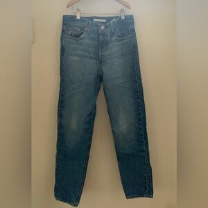 Levi’s Wedgie Straight Leg Jeans